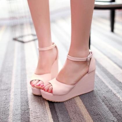 Simple Peep-toe Wedge Sandals With Slender Ankle..