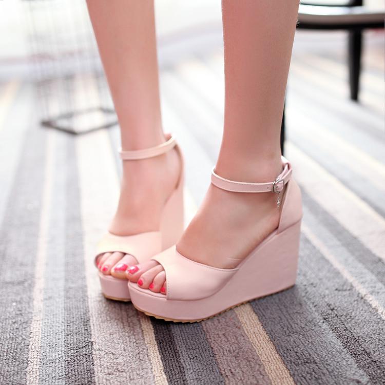 Simple Peep-toe Wedge Sandals With Slender Ankle Straps Adorned With Metallic Star Charm